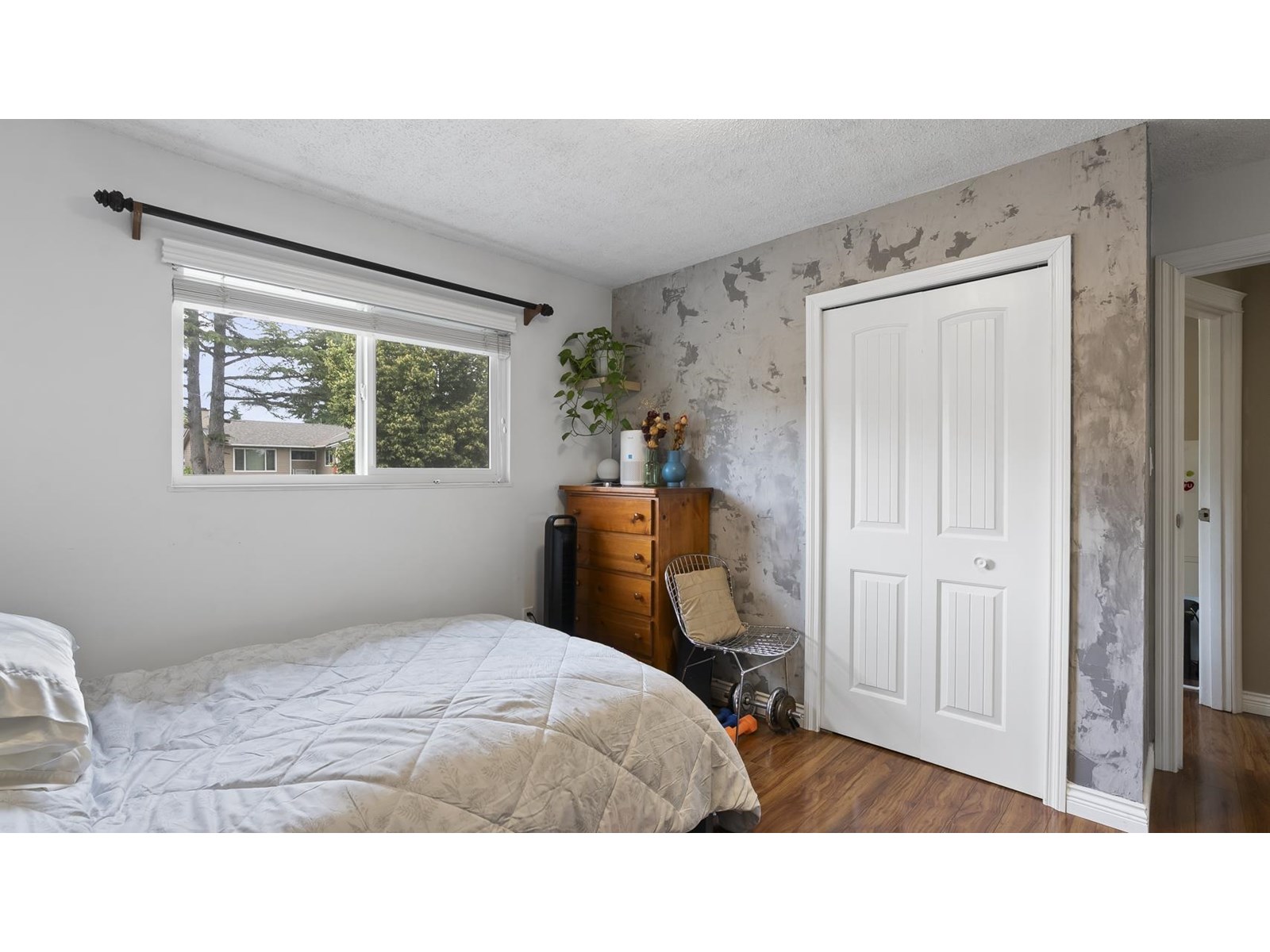 Photo 17 of 14409 Chartwell Drive, Surrey BC