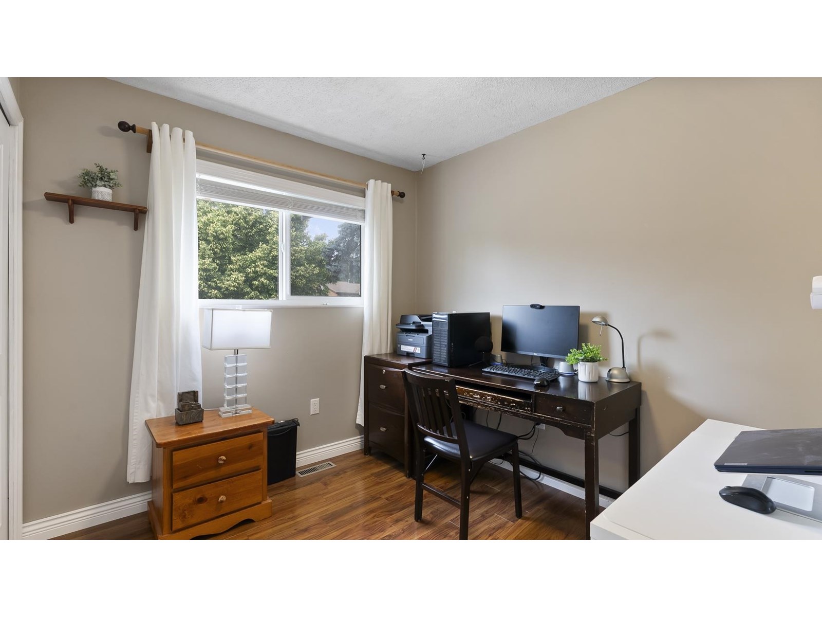 Photo 18 of 14409 Chartwell Drive, Surrey BC