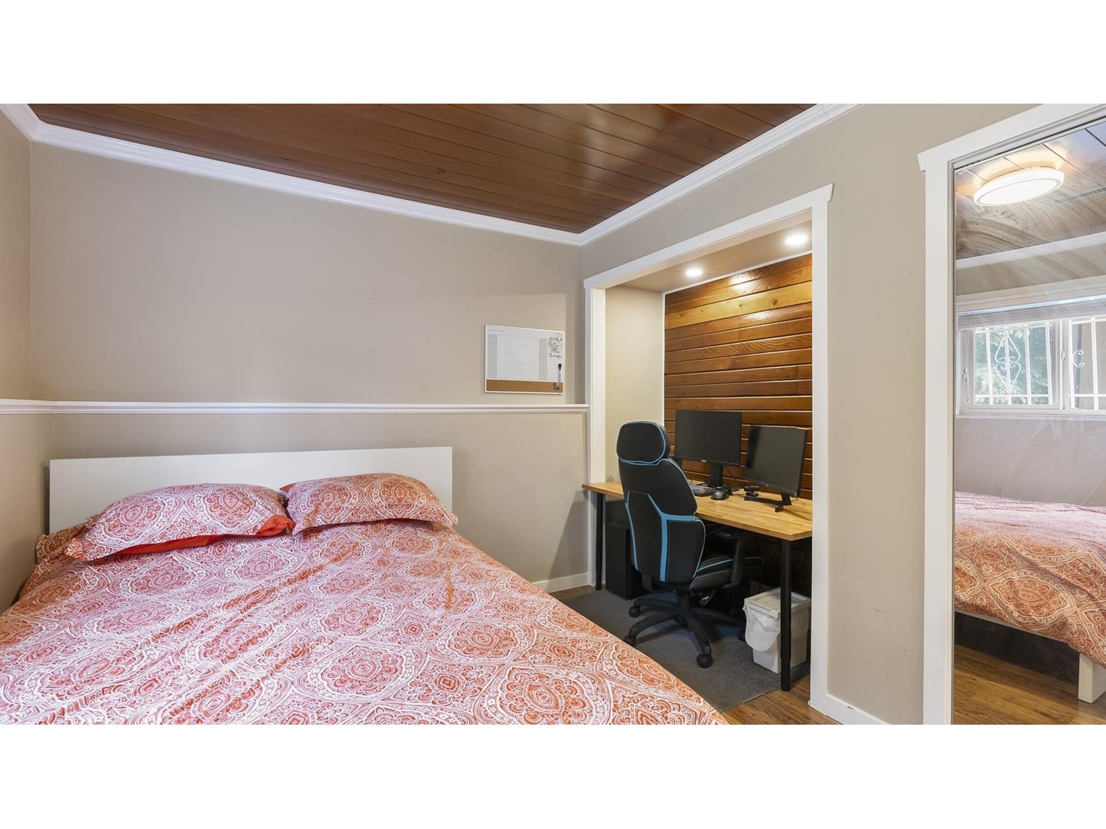 Photo 25 of 14409 Chartwell Drive, Surrey BC