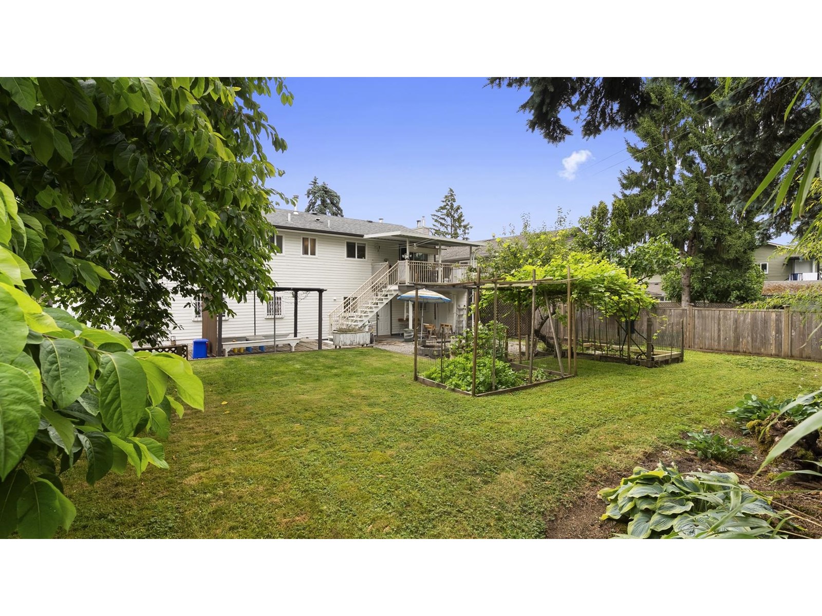 Photo 34 of 14409 Chartwell Drive, Surrey BC