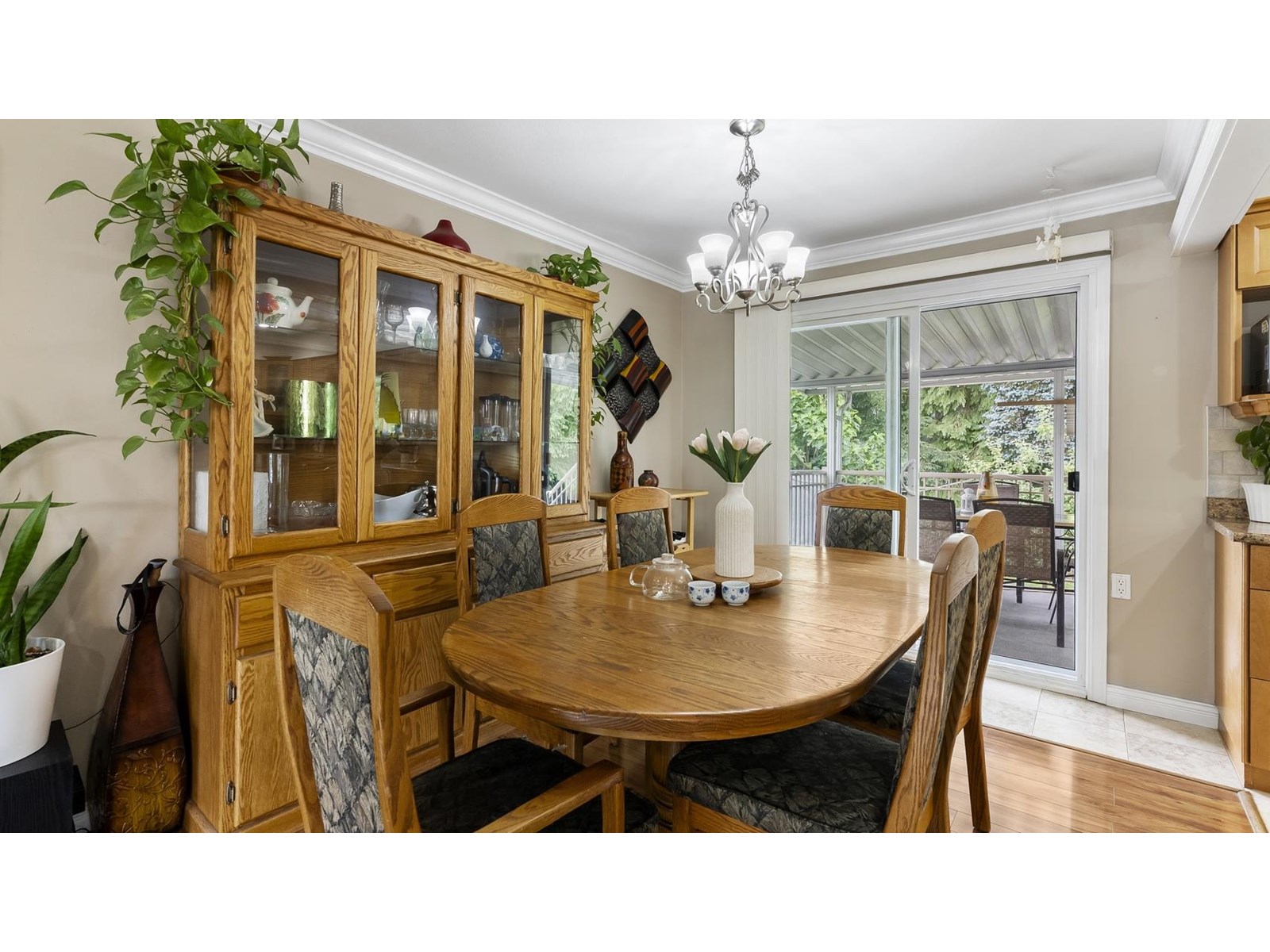 Photo 7 of 14409 Chartwell Drive, Surrey BC