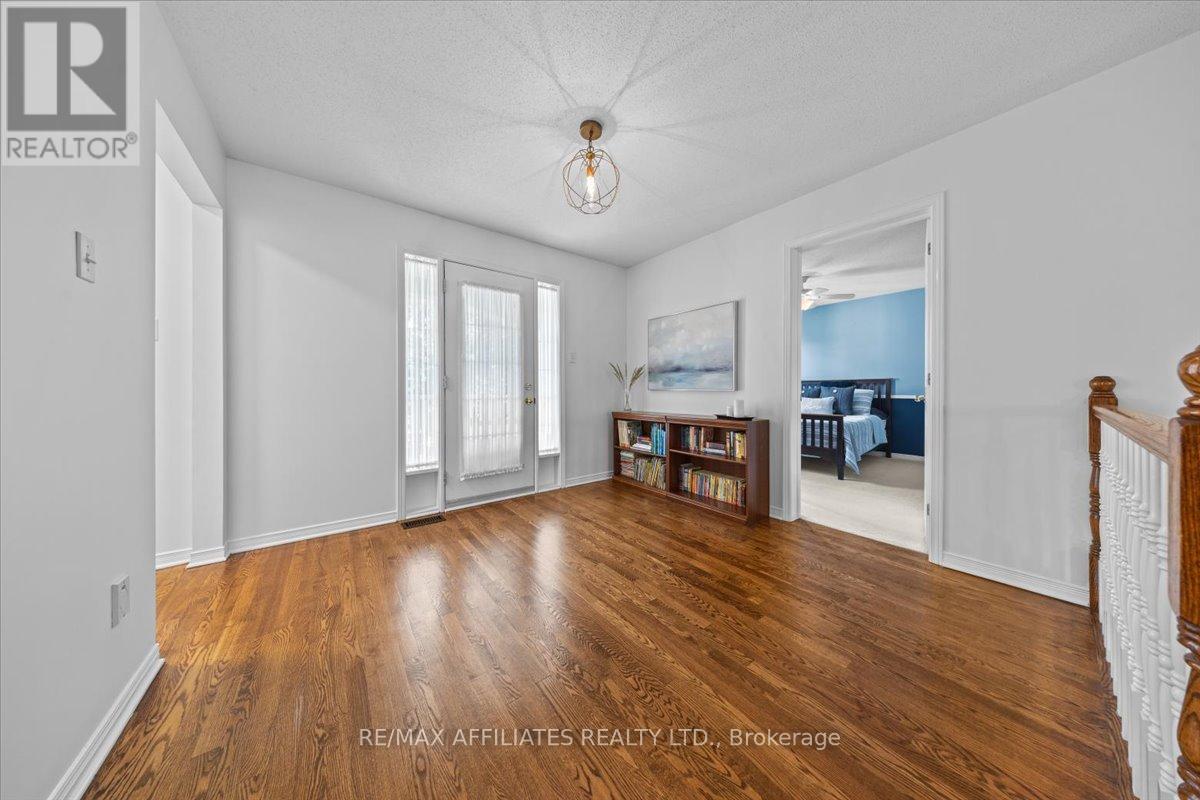 Photo 40 of 57 Insmill Crescent, Ottawa ON