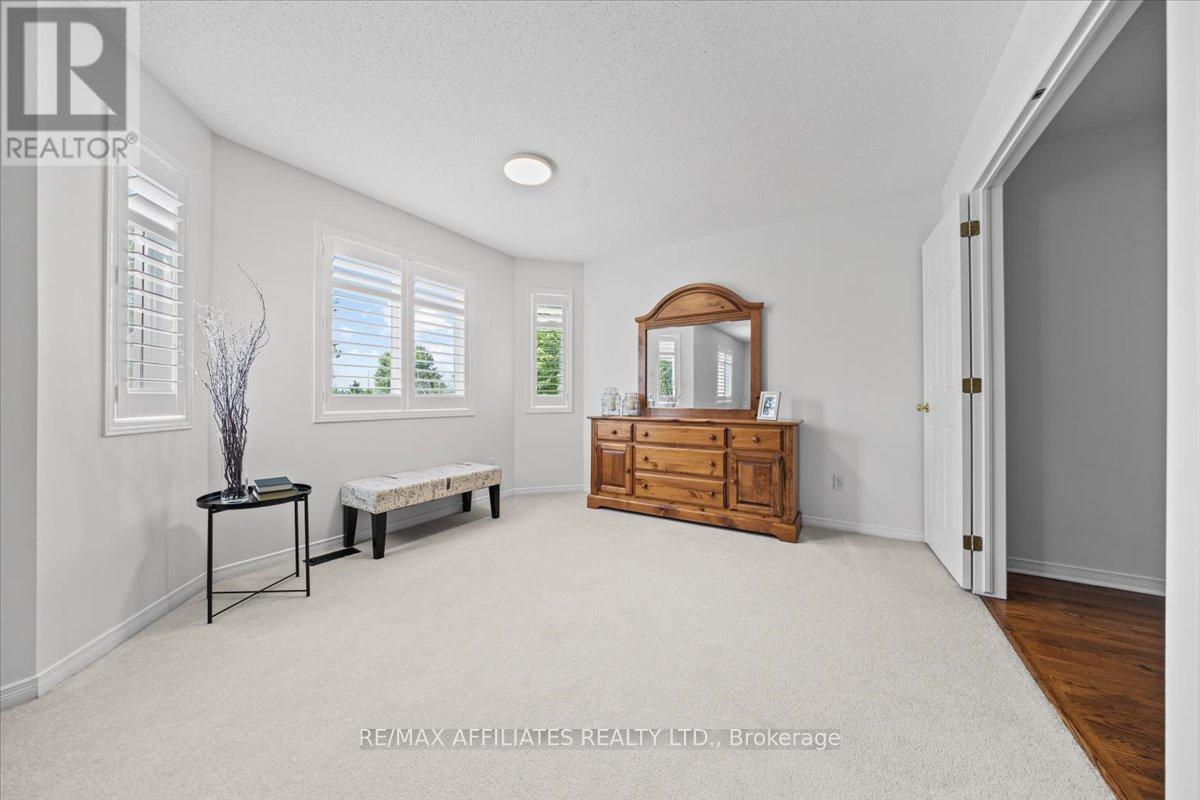 Photo 20 of 57 Insmill Crescent, Ottawa ON