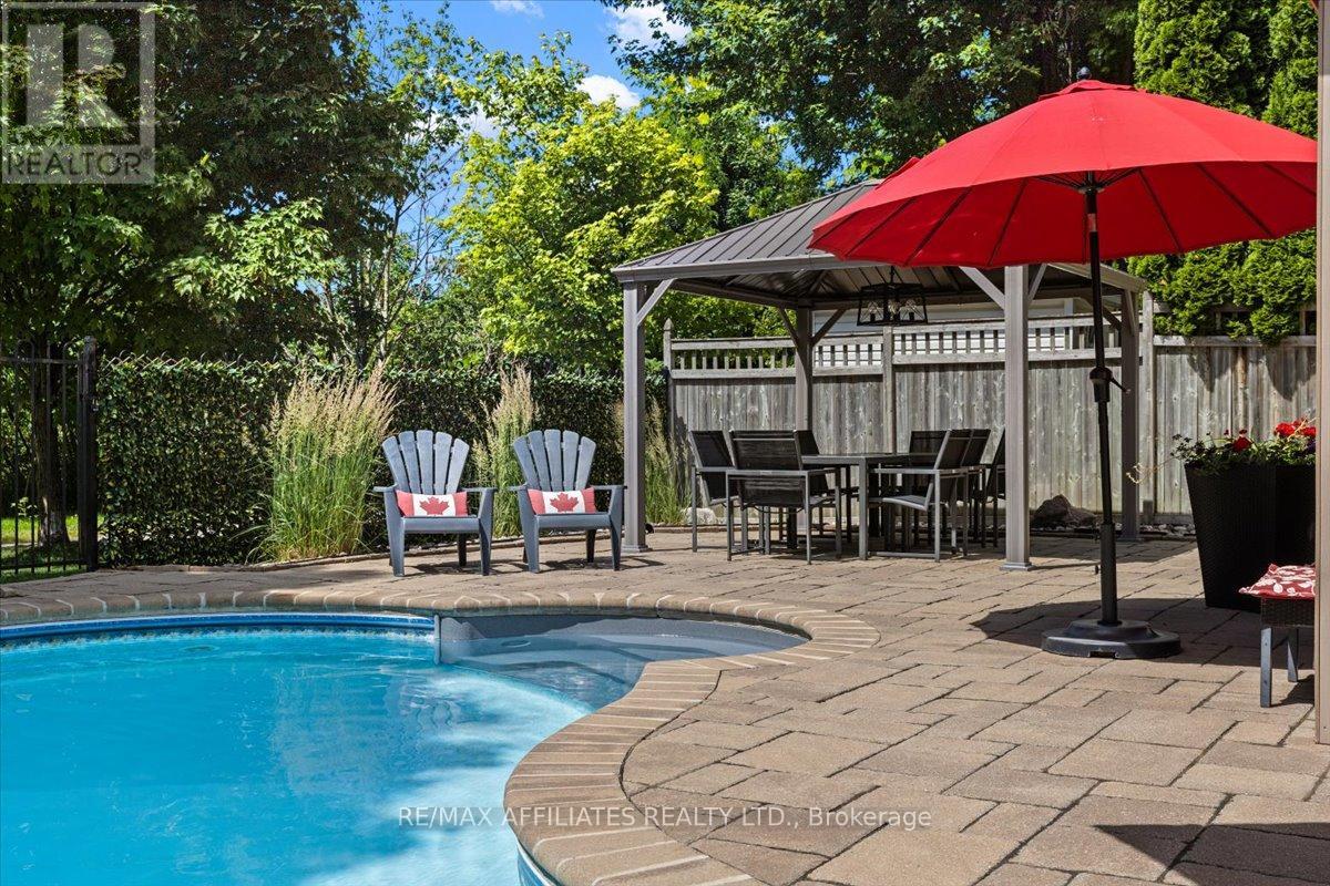 Photo 33 of 57 Insmill Crescent, Ottawa ON