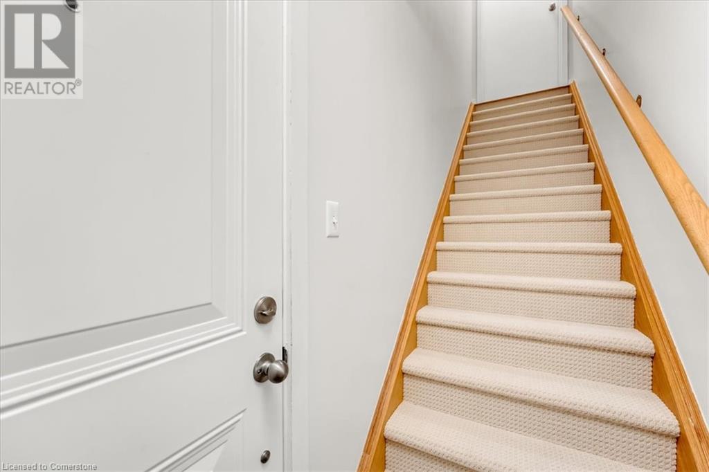 Photo 13 of 2468 Post Road Unit 14, Oakville ON