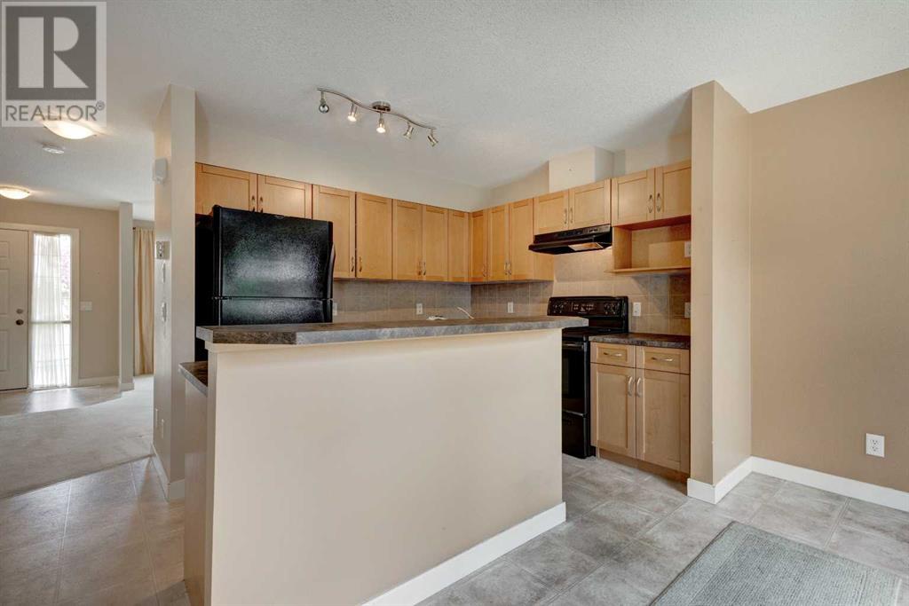 Single Family House for Sale in  Everridge Common SW Evergreen Calgary 