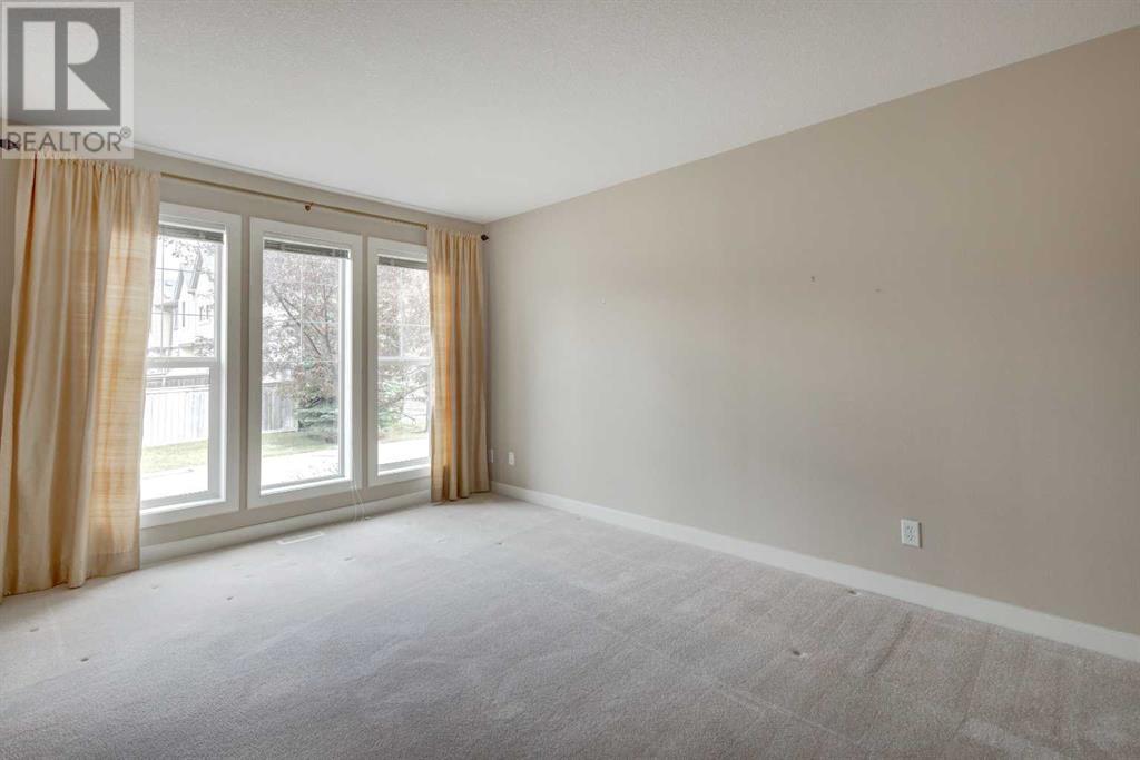 Single Family House for Sale in  Everridge Common SW Evergreen Calgary 
