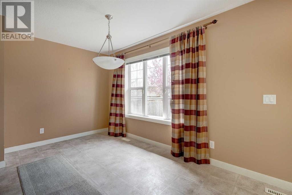 Single Family House for Sale in  Everridge Common SW Evergreen Calgary 