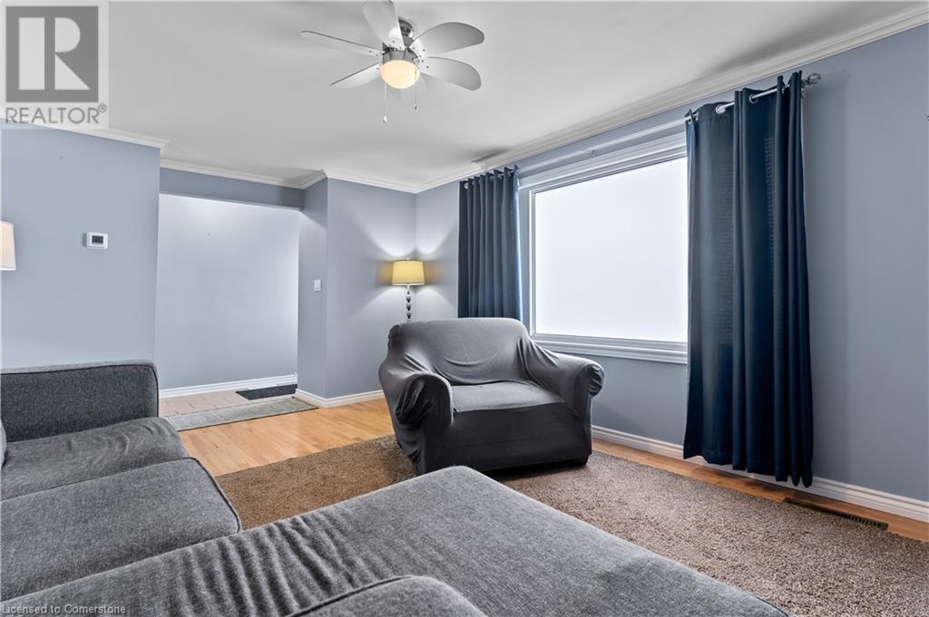 Photo 31 of 4539 Ontario Street, Lincoln ON