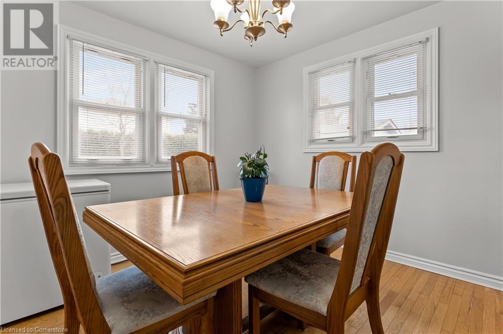 Photo 21 of 4539 Ontario Street, Lincoln ON
