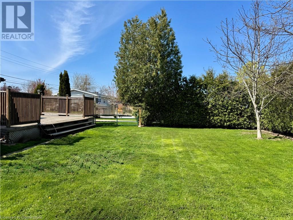 Photo 32 of 4539 Ontario Street, Lincoln ON
