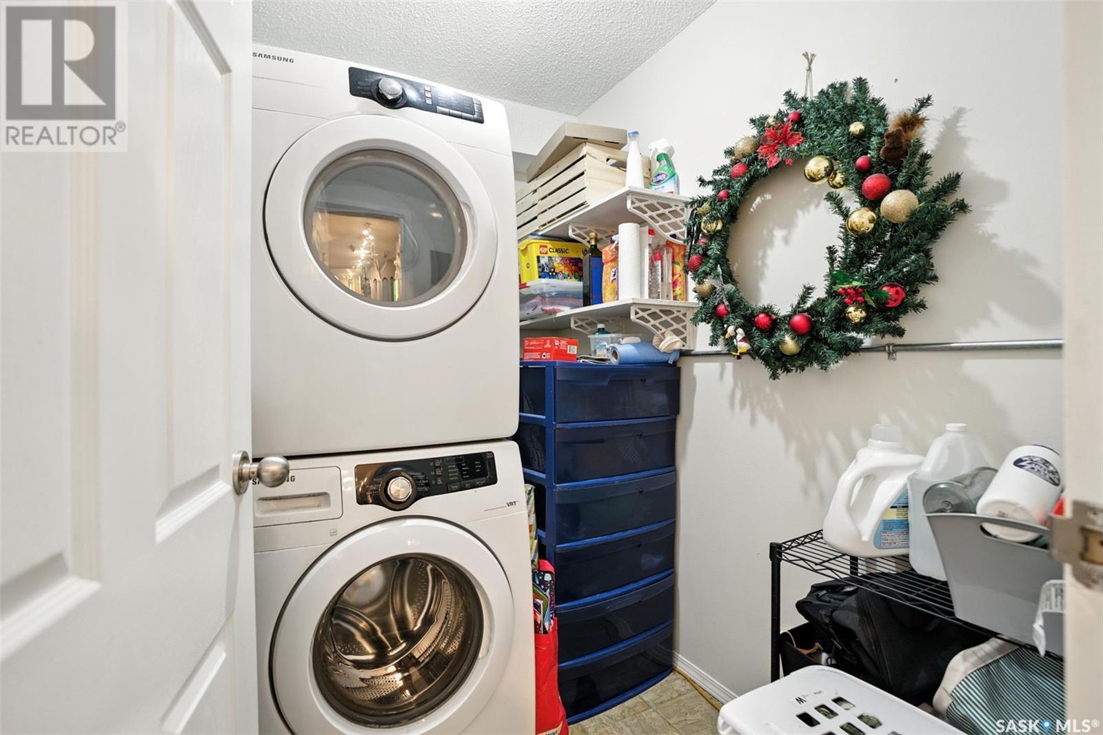 Photo 11 of 106 802 C Kingsmere Boulevard, Saskatoon SK