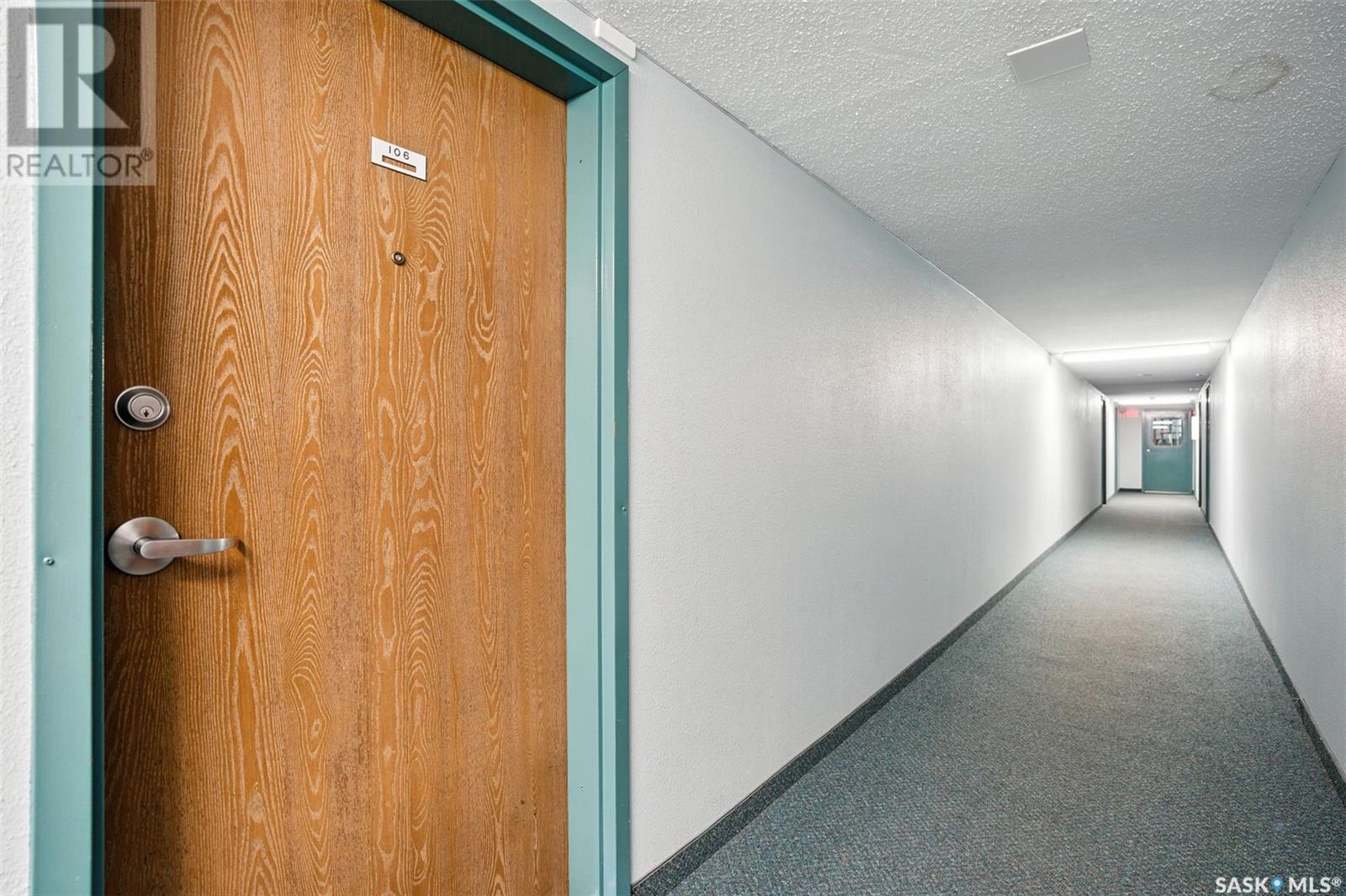 Photo 5 of 106 802 C Kingsmere Boulevard, Saskatoon SK