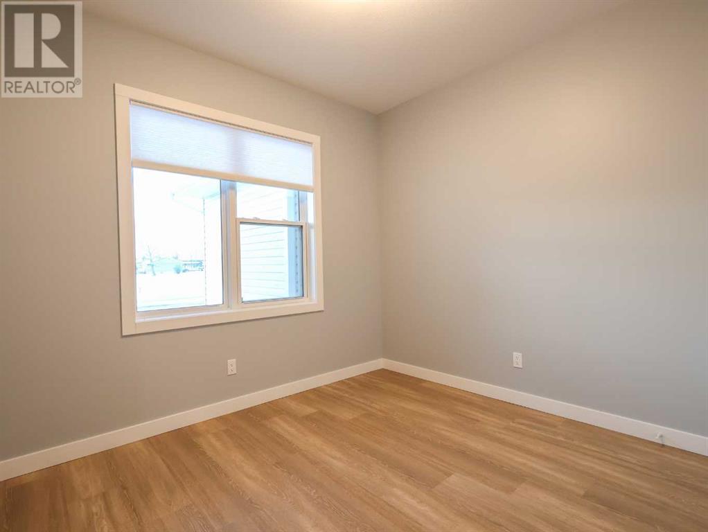 Single Family House Bungalow for Sale in  B A Street Close Parkdale Stettler 