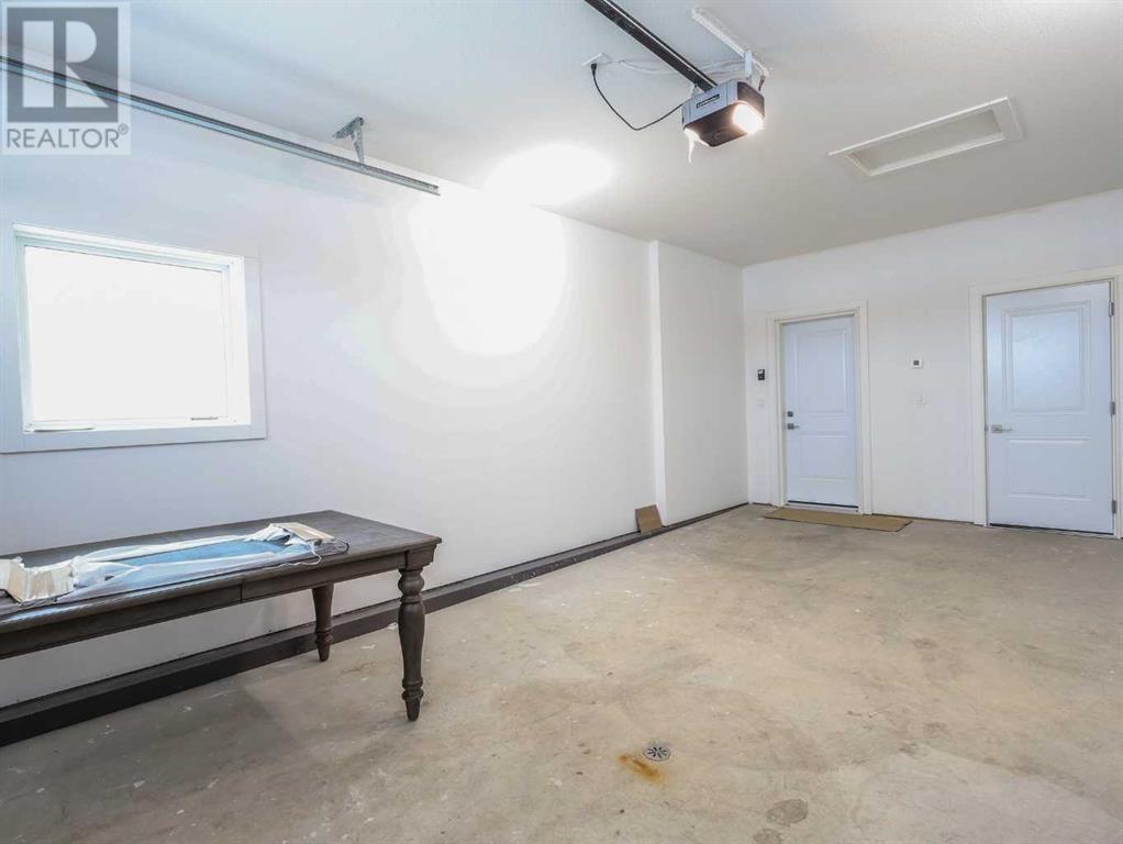 Single Family House Bungalow for Sale in  B A Street Close Parkdale Stettler 