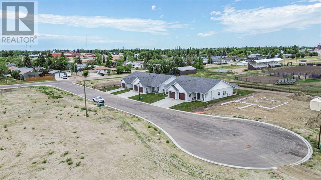 Single Family House Bungalow for Sale in  B A Street Close Parkdale Stettler 