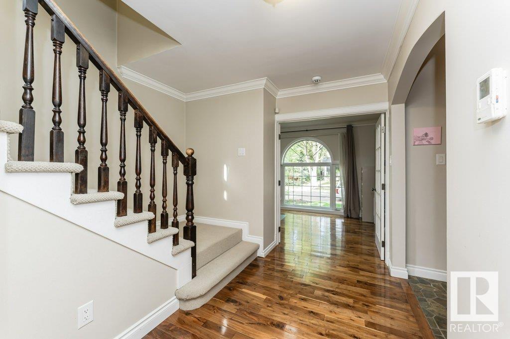 Photo 11 of 9119 117 St Nw, Edmonton AB