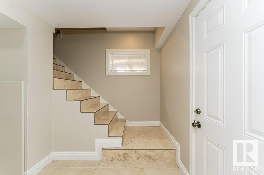 Photo 48 of 9119 117 St Nw, Edmonton AB