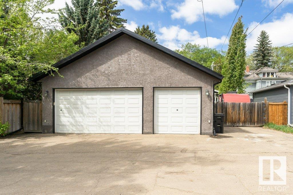 Photo 65 of 9119 117 St Nw, Edmonton AB
