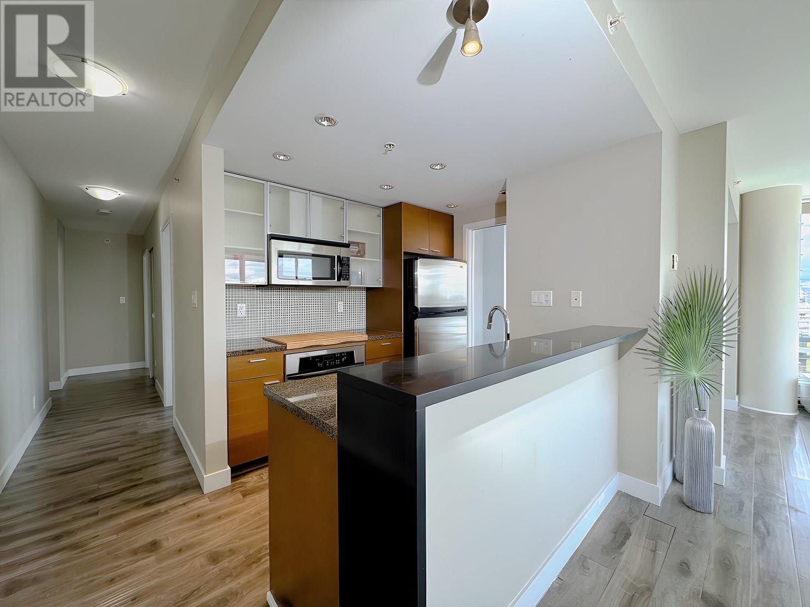 Photo 8 of 1506 980 Cooperage Way, Vancouver BC