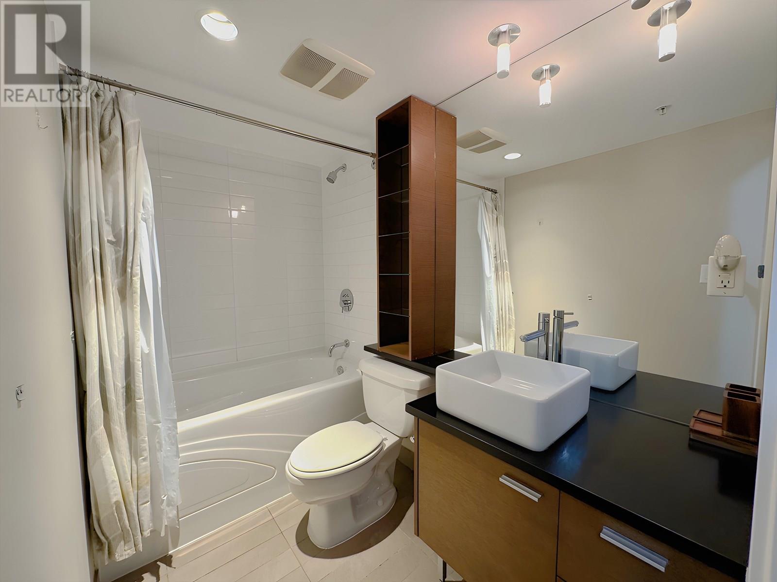 Photo 15 of 1506 980 Cooperage Way, Vancouver BC