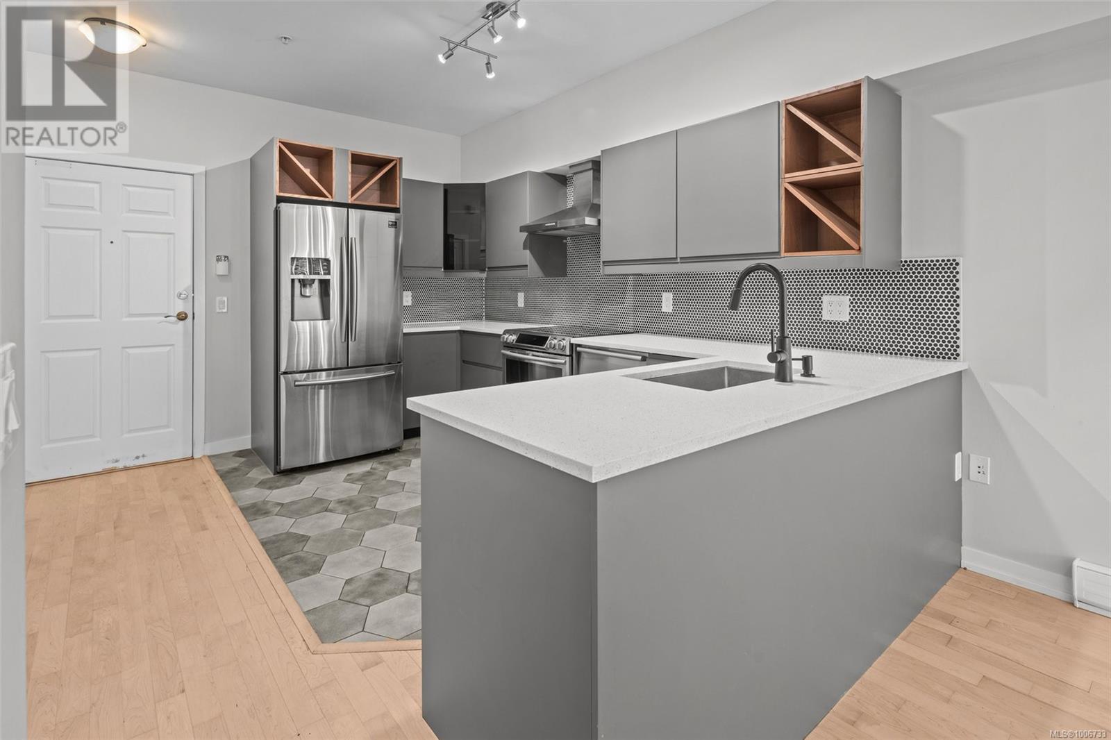 Photo 3 of 107 360 Goldstream Ave, Colwood BC