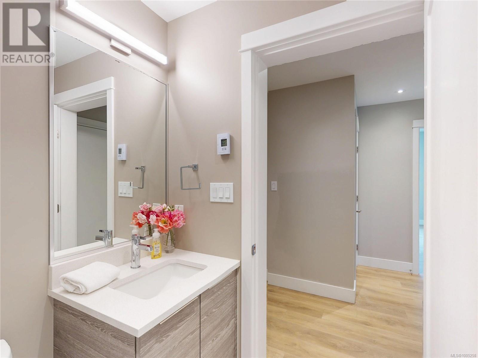 Photo 5 of 305 1820 Maple Ave S, Sooke BC