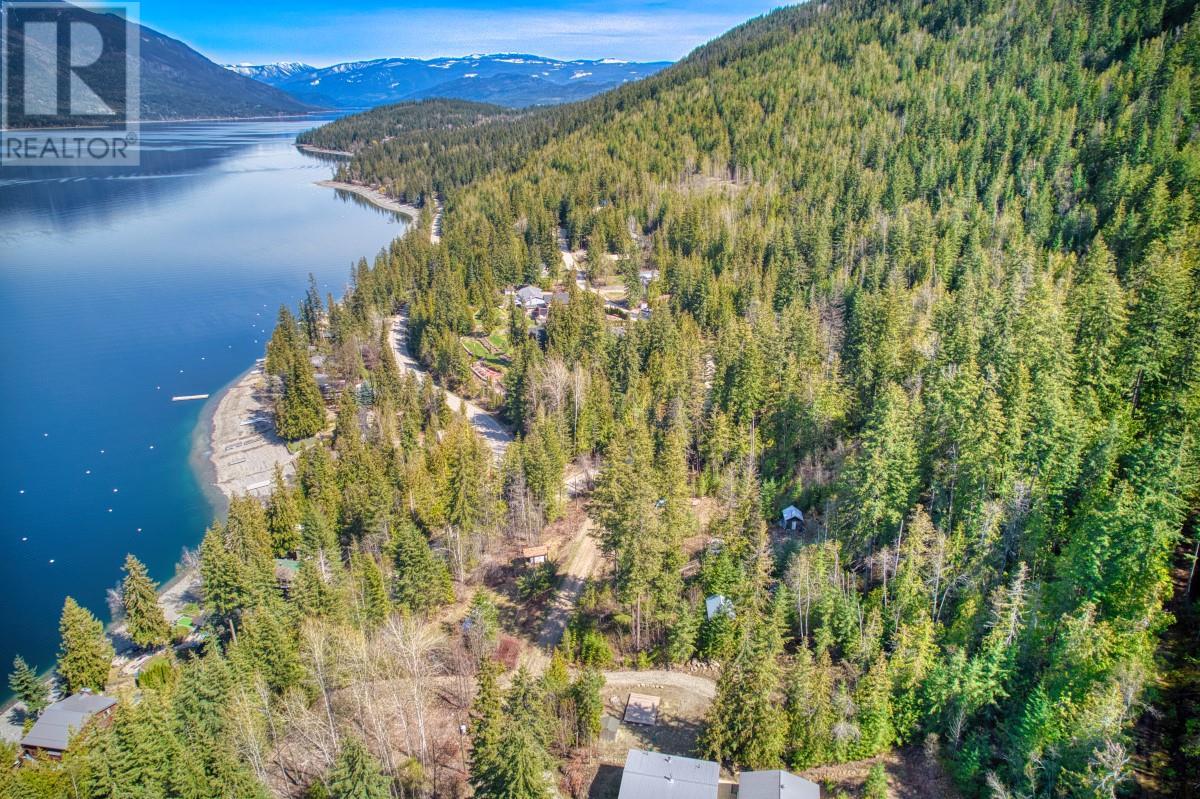 Photo 5 of 3950 Short Road, Eagle Bay BC