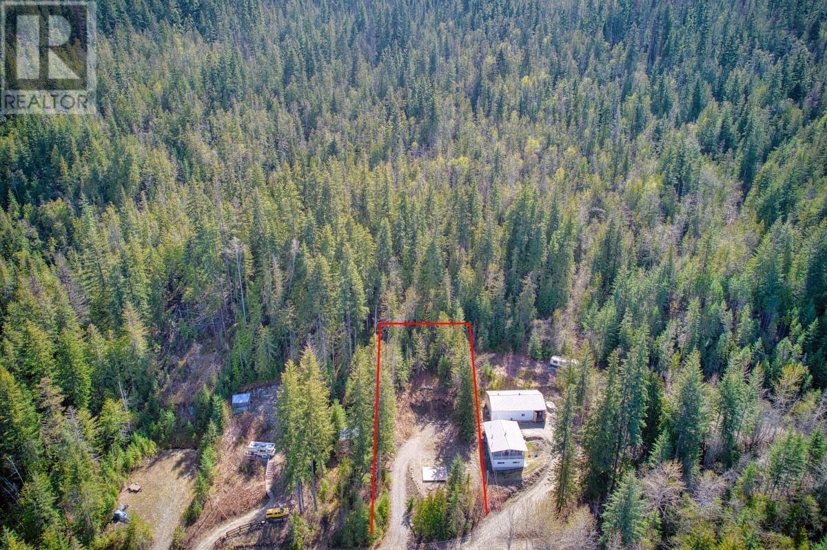 Photo 7 of 3950 Short Road, Eagle Bay BC