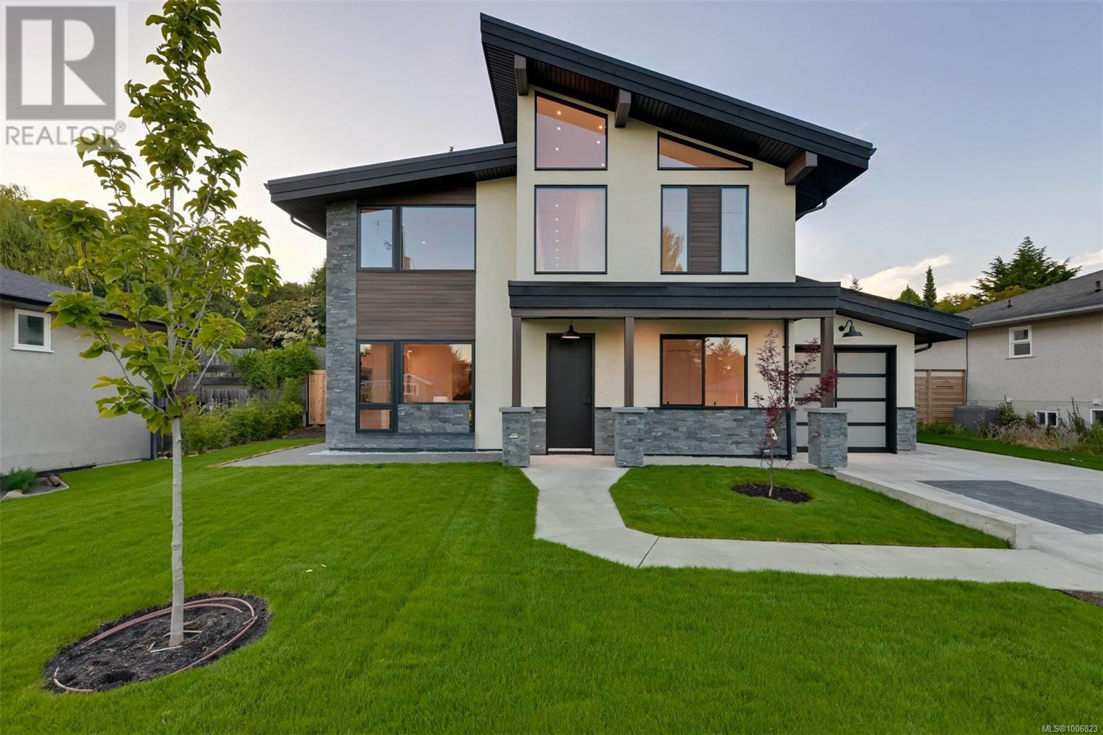  1624 Warren Gardens, Victoria