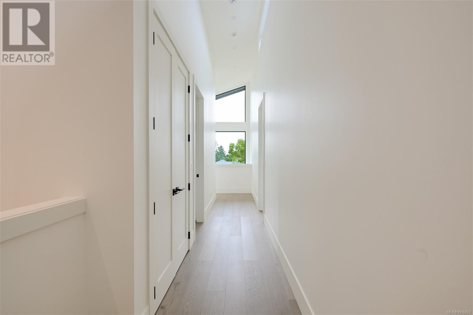  1624 Warren Gardens, Victoria