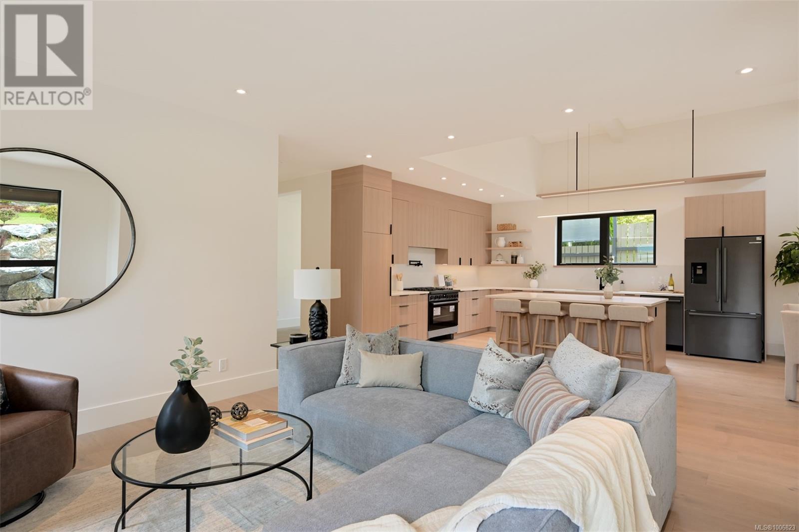  1624 Warren Gardens, Victoria