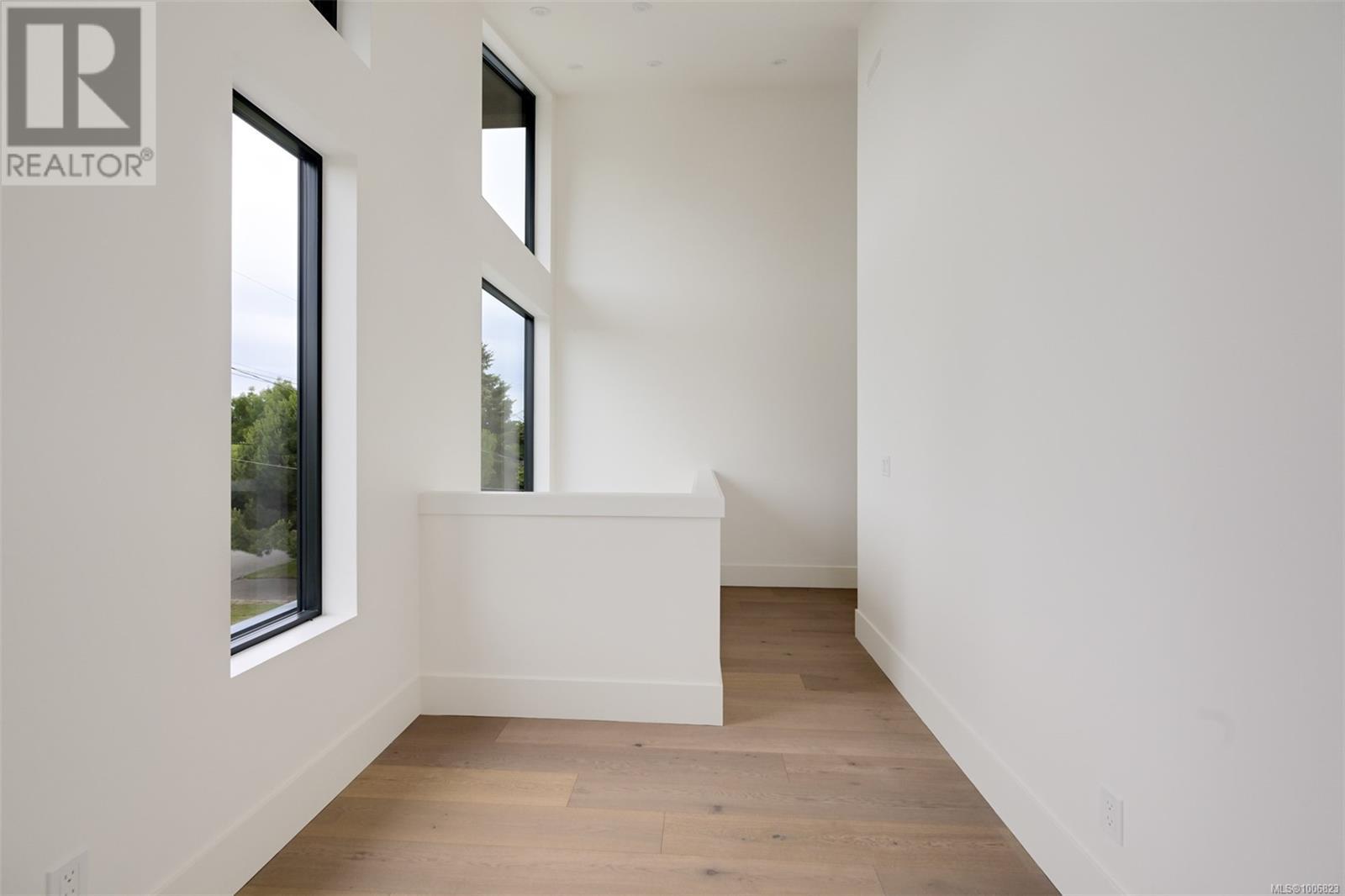  1624 Warren Gardens, Victoria