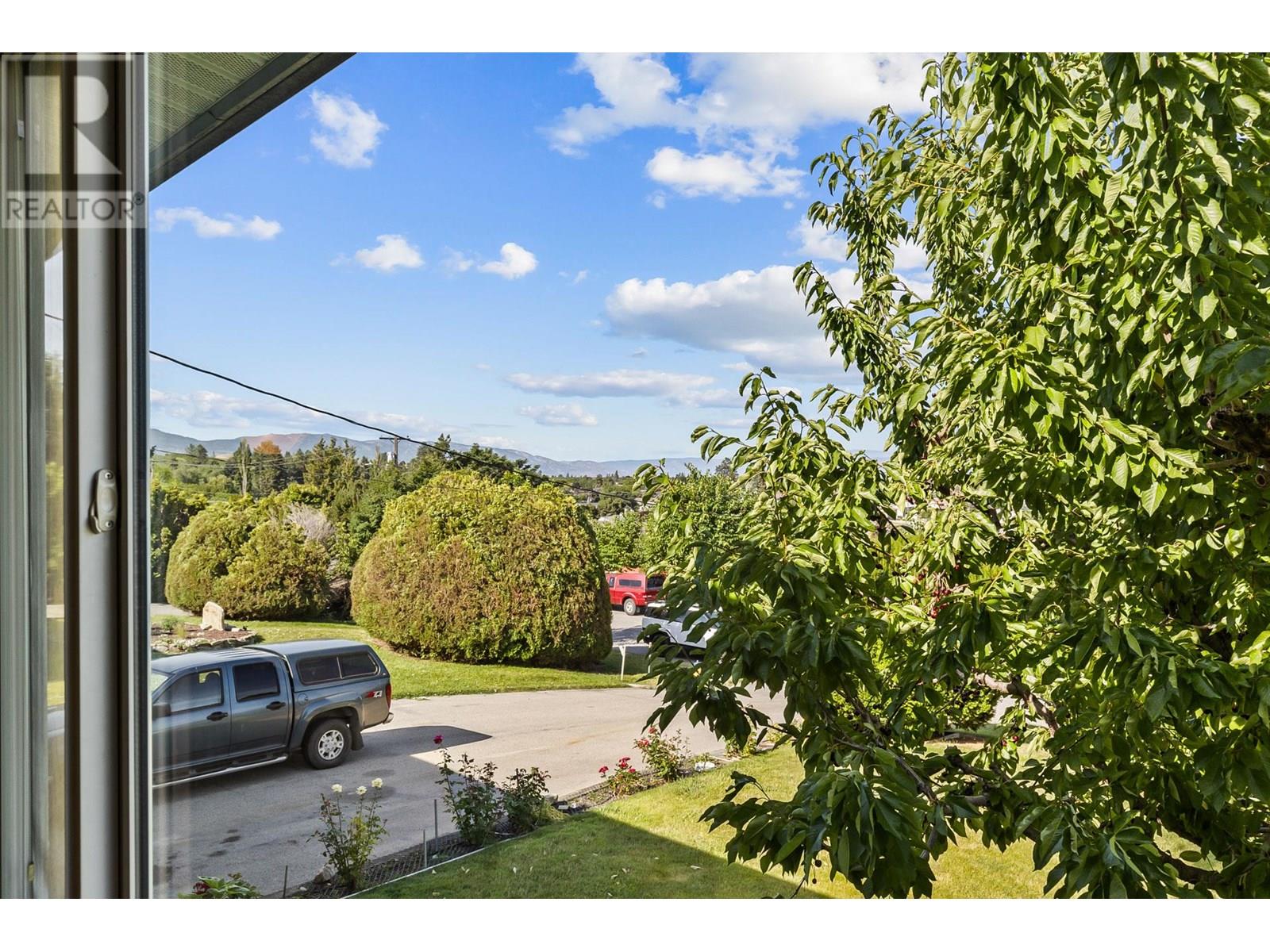 465 Seaford Road, Kelowna