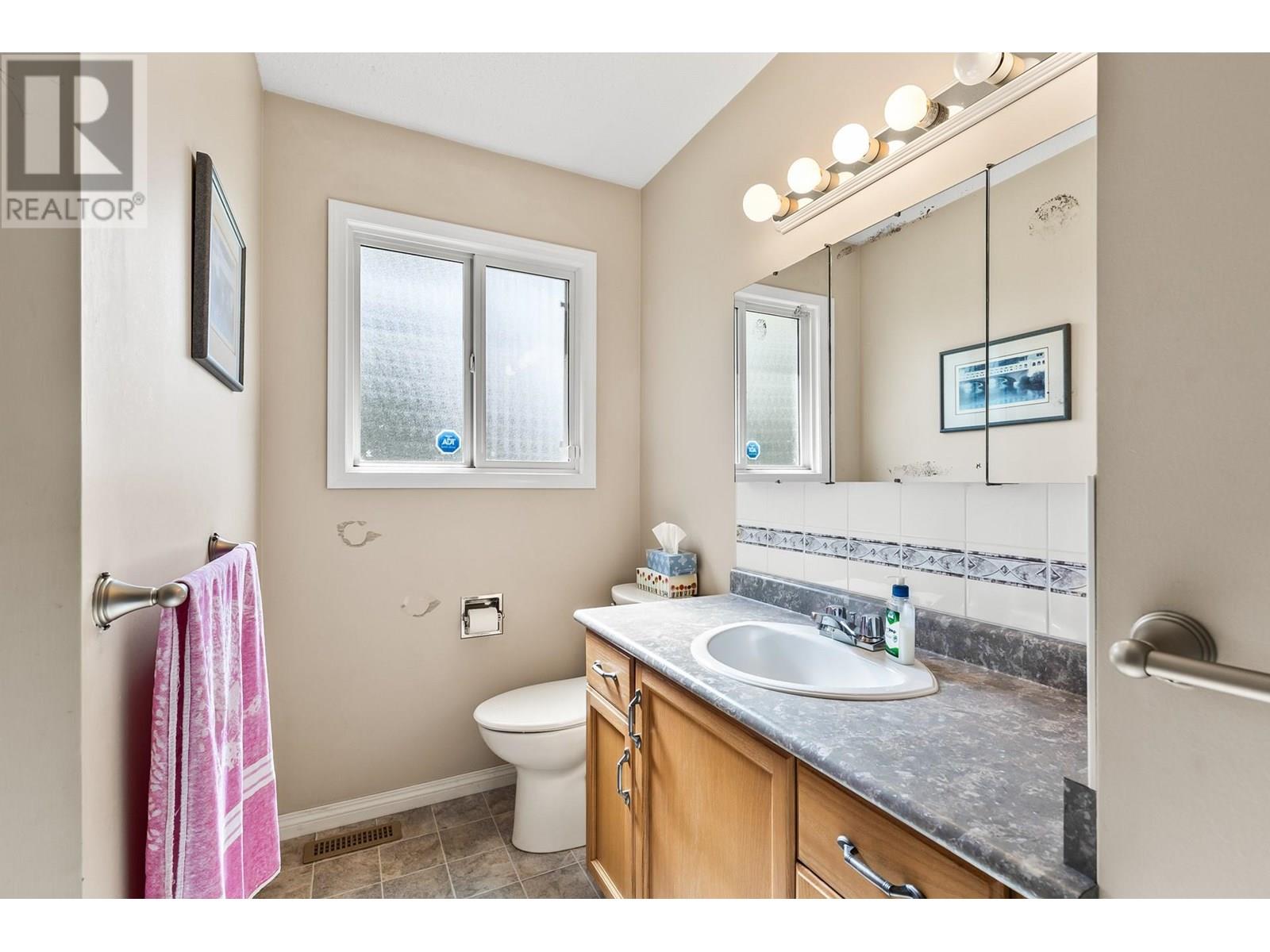 465 Seaford Road, Kelowna