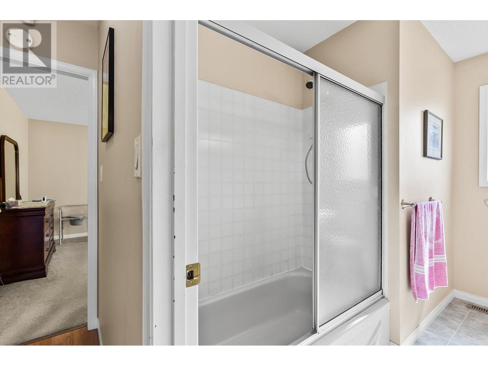 465 Seaford Road, Kelowna