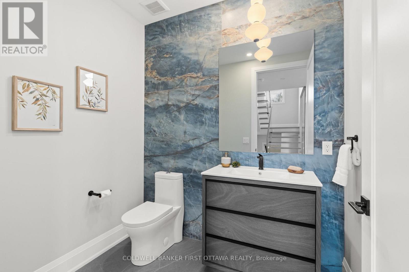 Photo 34 of 42 Parkland Crescent, Ottawa ON