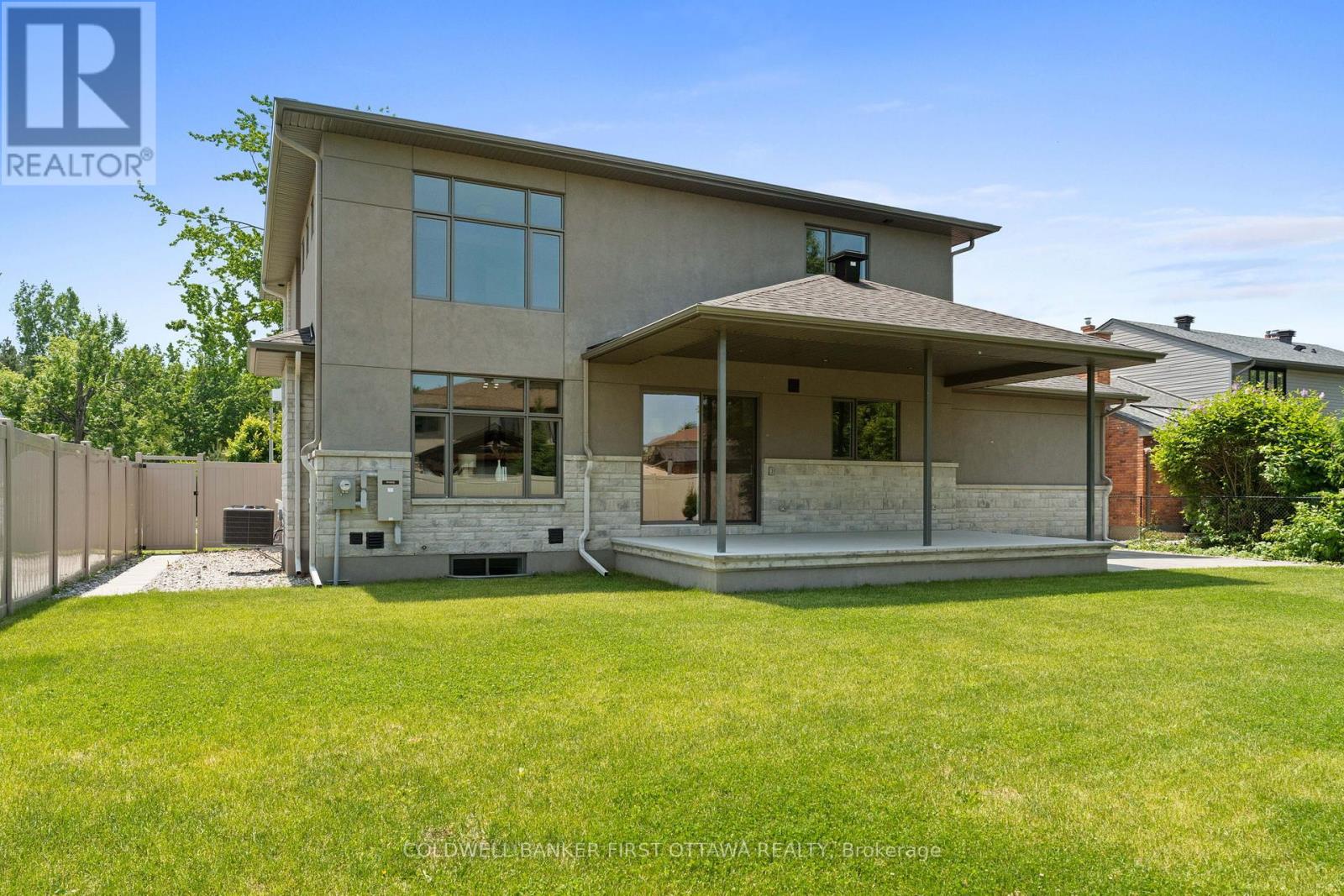 Photo 1 of 42 Parkland Crescent, Ottawa ON