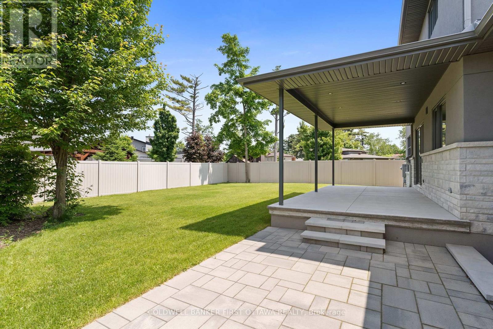 Photo 14 of 42 Parkland Crescent, Ottawa ON