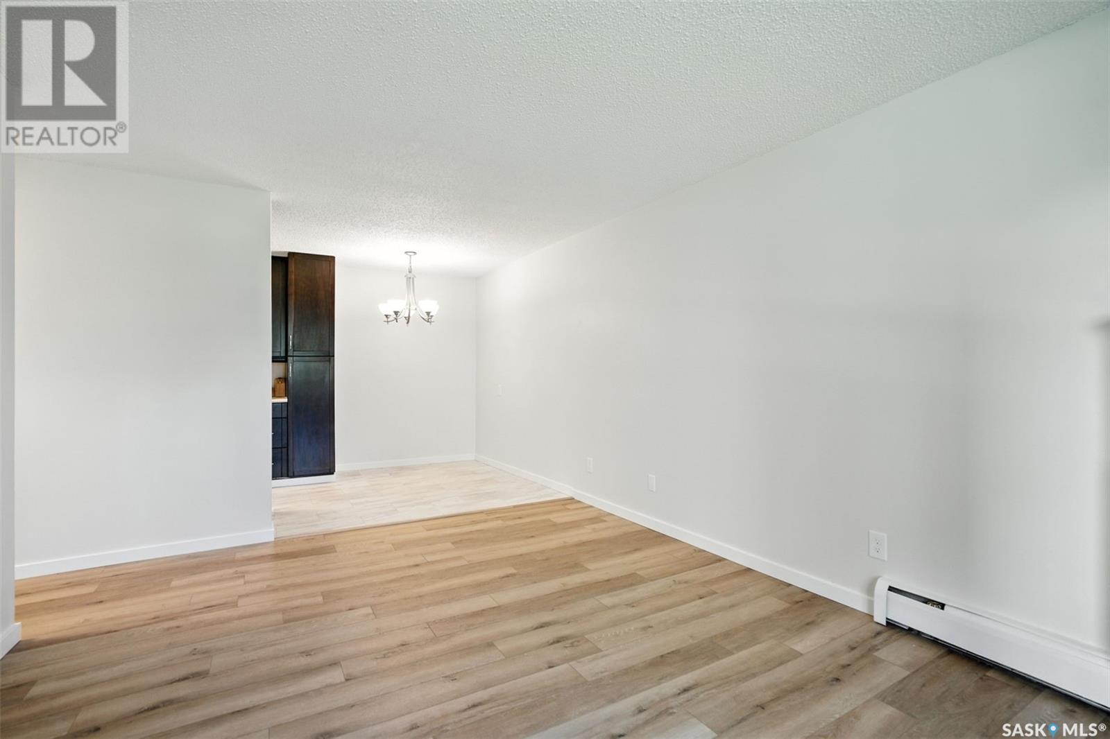 Photo 10 of 103 3302 33rd Street W, Saskatoon SK