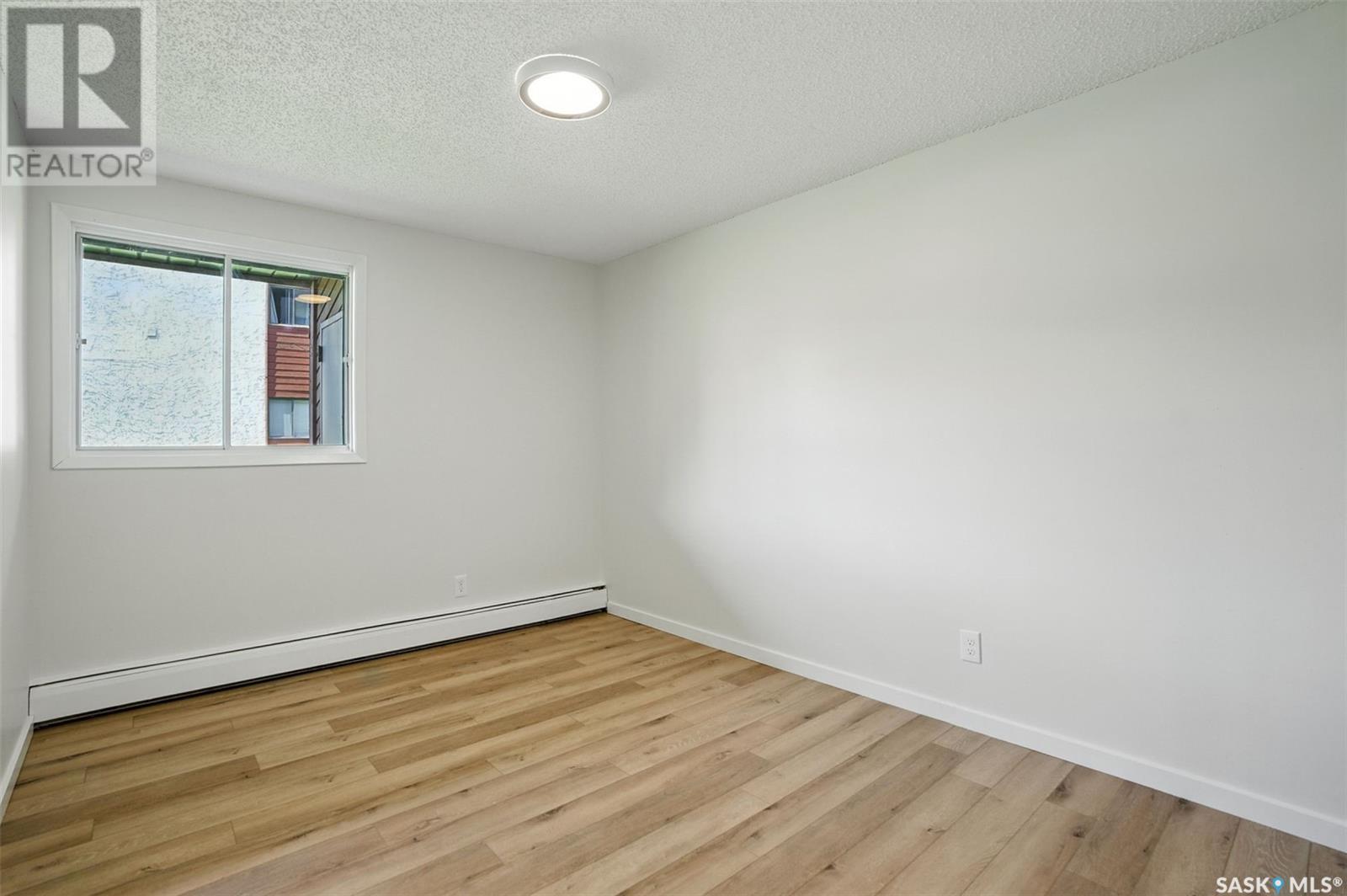 Photo 12 of 103 3302 33rd Street W, Saskatoon SK
