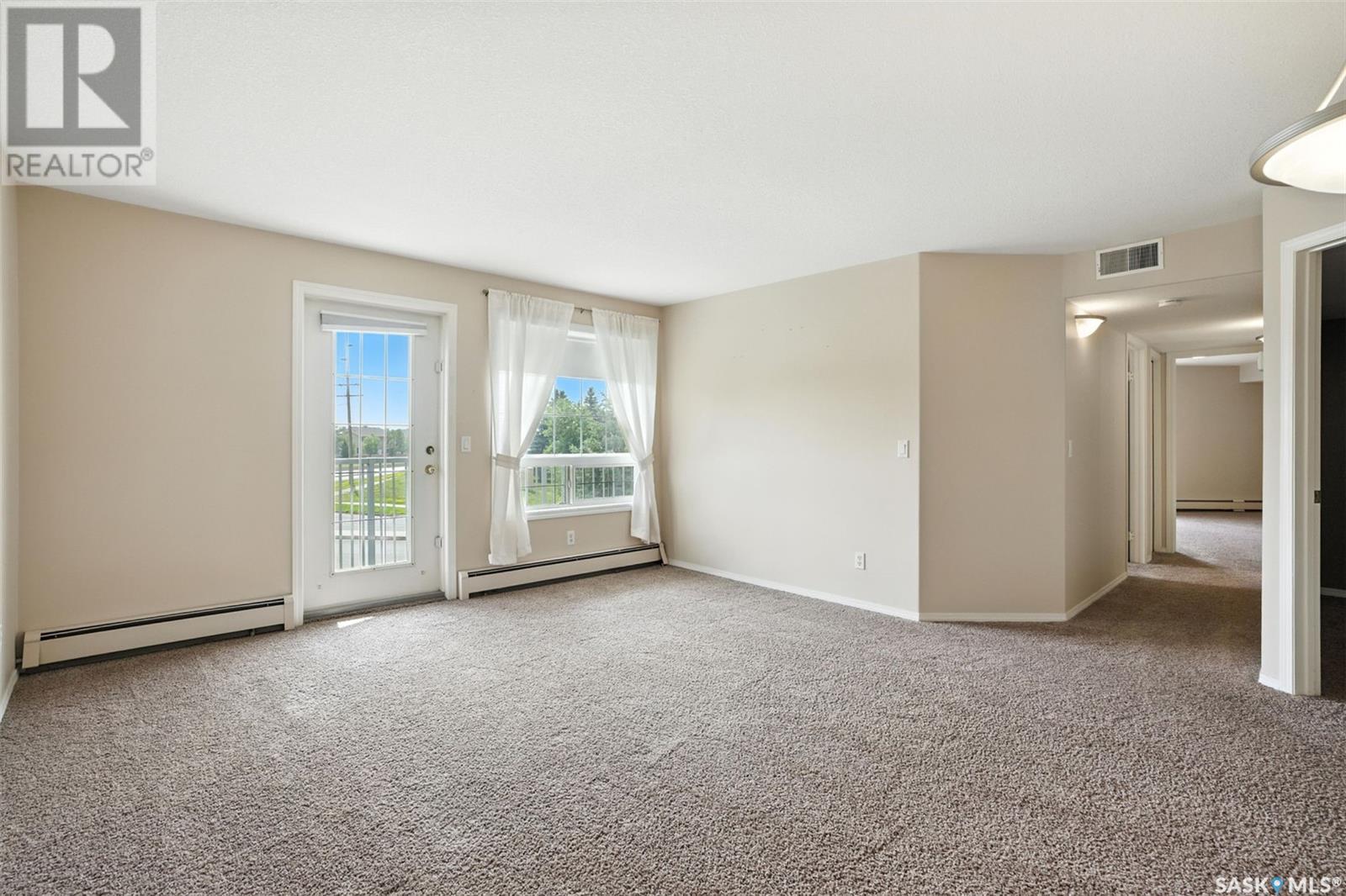 Single Family House Low rise for Sale in   Heritage VIEW Saskatoon 