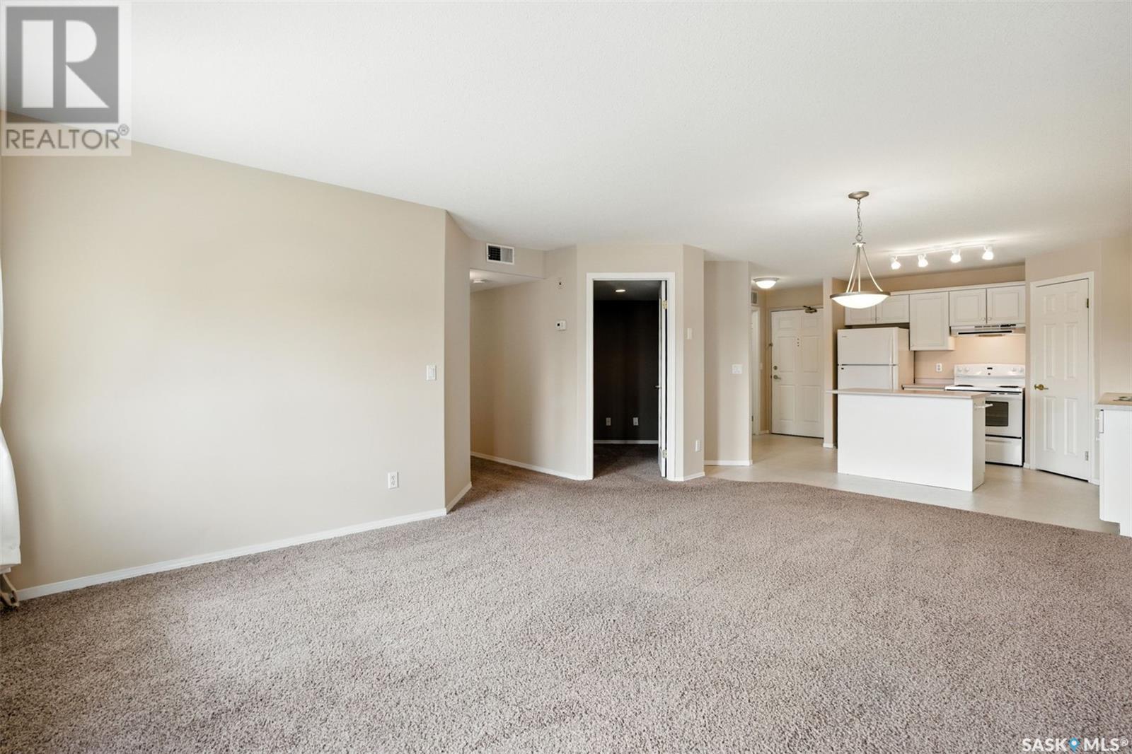 Single Family House Low rise for Sale in   Heritage VIEW Saskatoon 