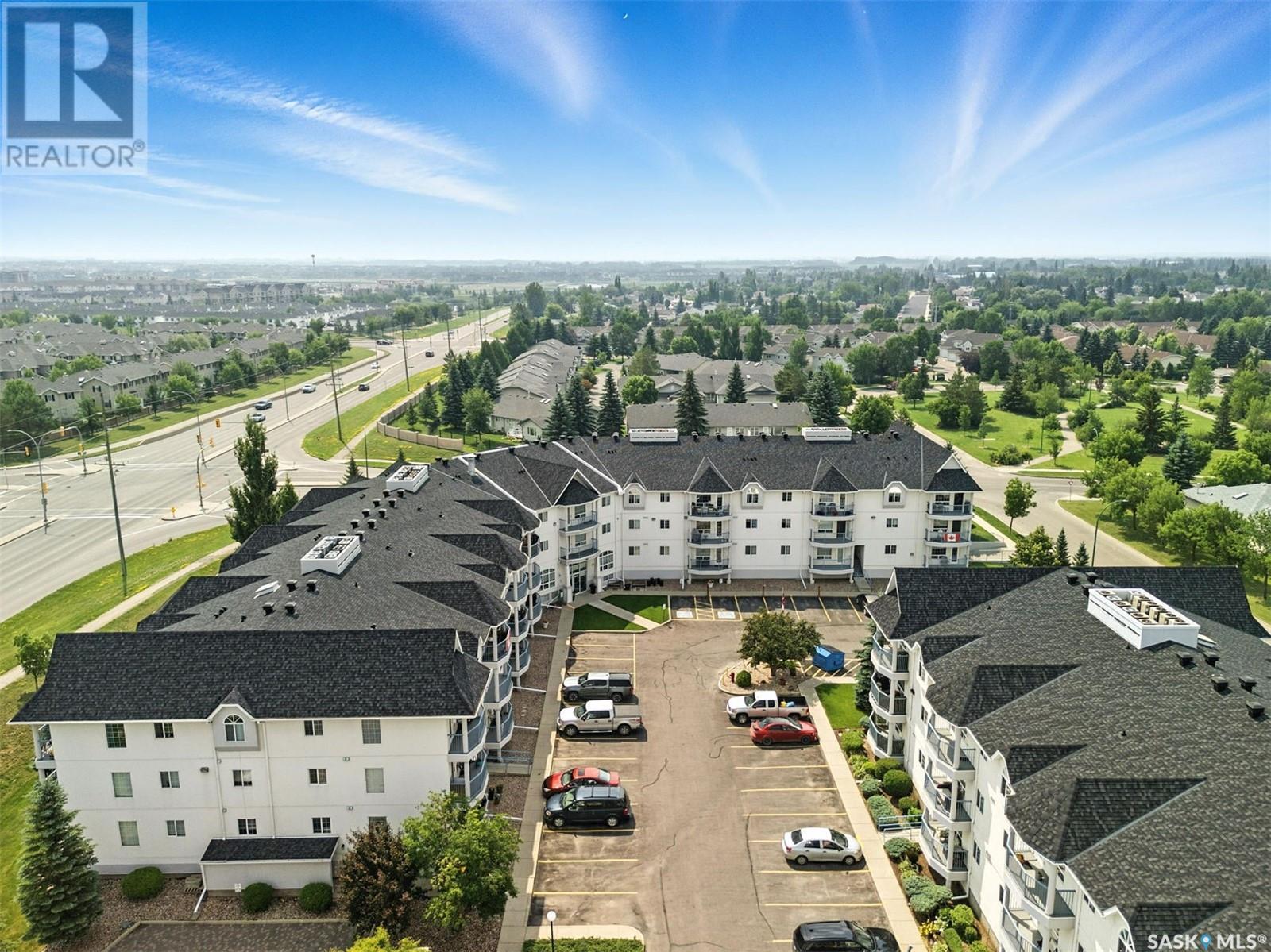 Single Family House Low rise for Sale in   Heritage VIEW Saskatoon 