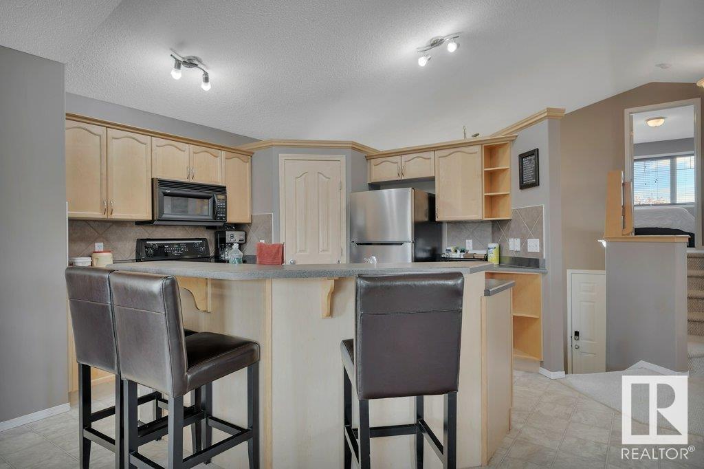 Photo 12 of 57 Cavan Cr, Sherwood Park AB
