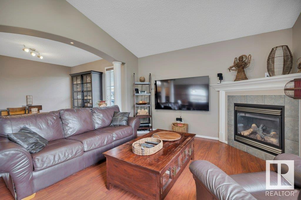 Photo 22 of 57 Cavan Cr, Sherwood Park AB