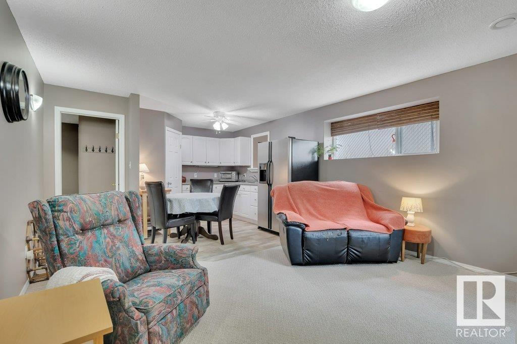 Photo 34 of 57 Cavan Cr, Sherwood Park AB
