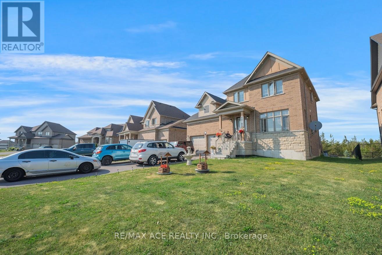 Photo 31 of 37 Summer Breeze Drive, Quinte West ON