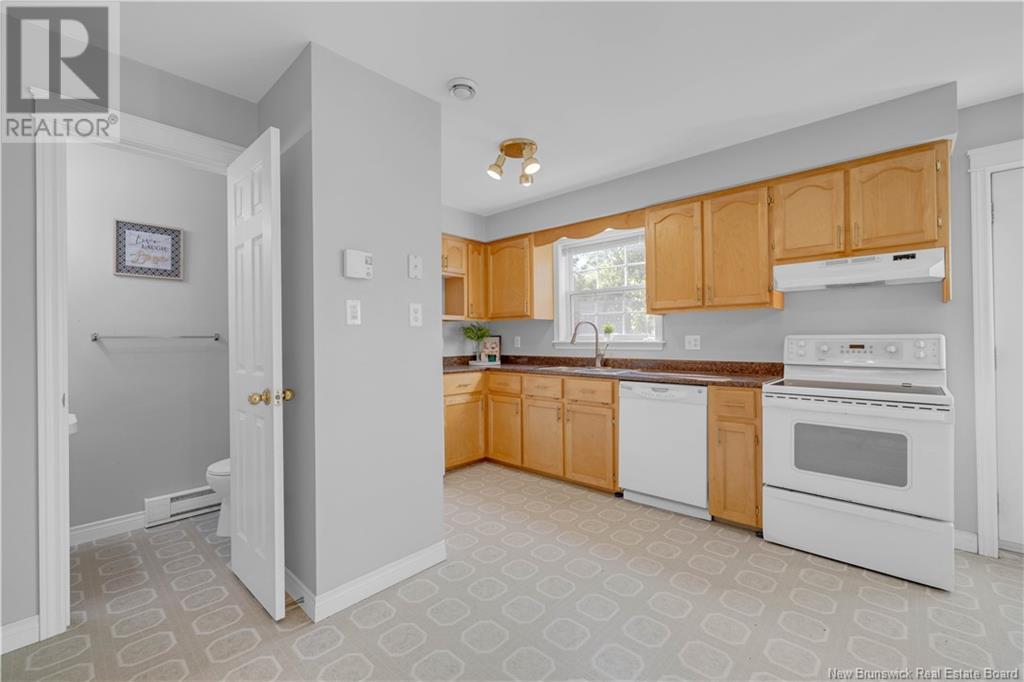 Photo 8 of 86 Thornbrough Street, Saint John NB