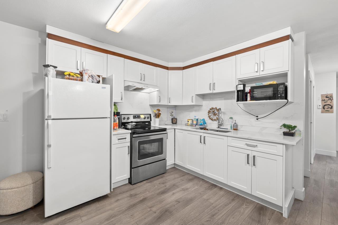 Photo 33 of 3614 Sylvan Place, Abbotsford BC